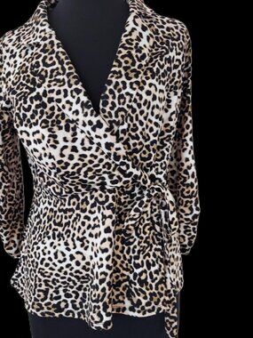 PerSeption Concept Leopard Print Wrap-Around Blouse SZ L 100% Poly and Elastine